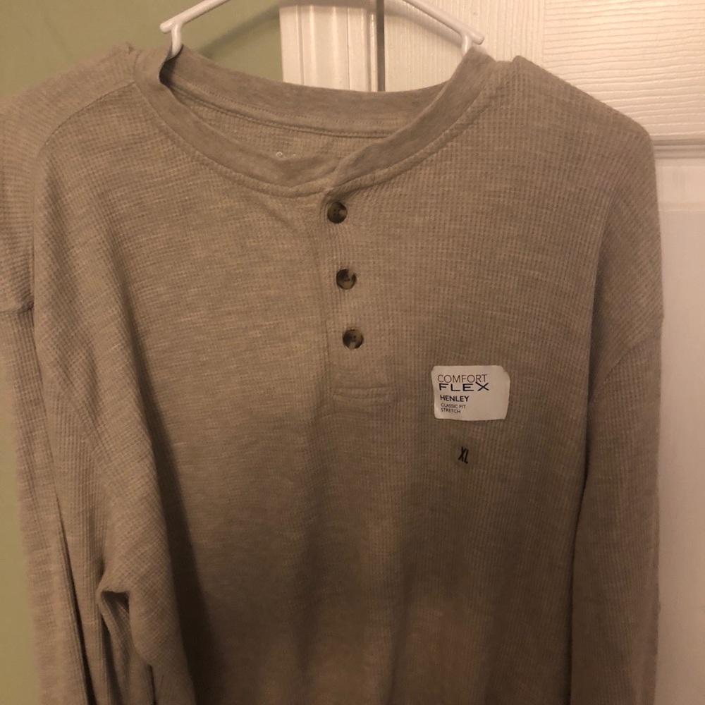 Long sleeve t shirt